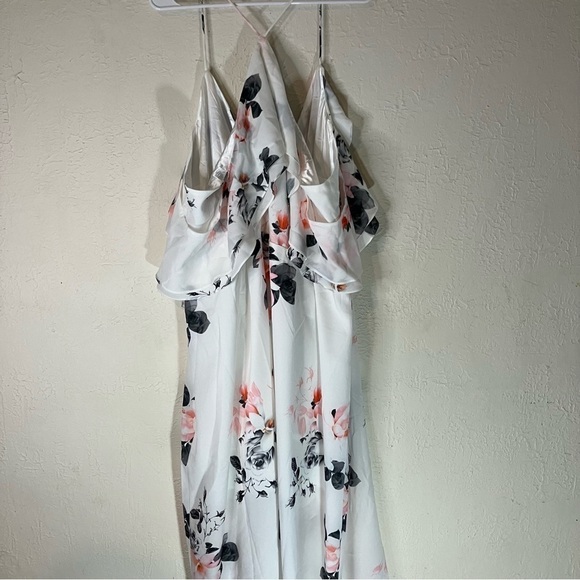 City Chic Lotus Lust Floral Maxi Dress in Ivory - Picture 10 of 15